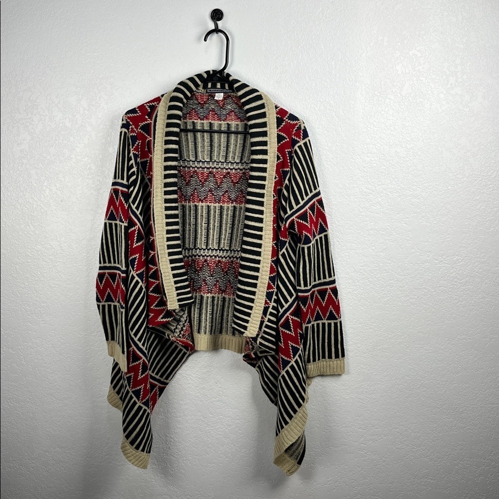 A Knitch Above Aztec Pattern Cardigan Southwestern Sz M Geo Knit Pattern TC0775